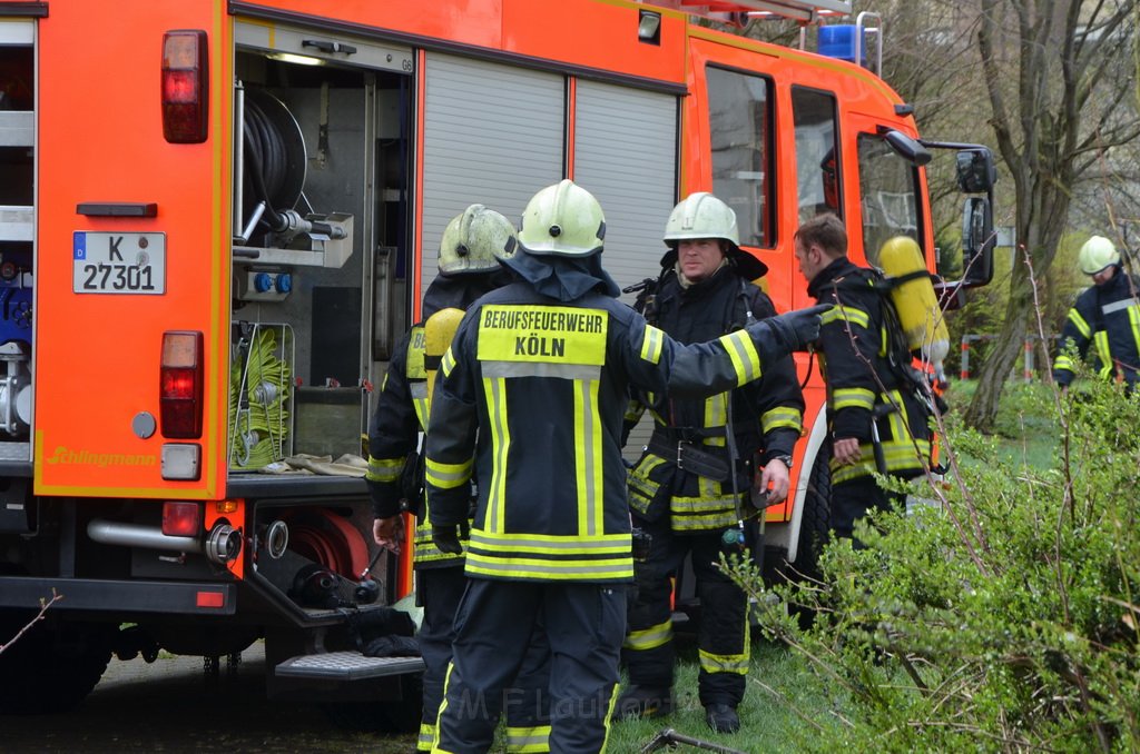 Feuer 3 Koeln Mechernich An der Fuhr P117.JPG - Miklos Laubert